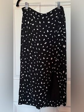 Abercrombie & Fitch Black Midi Skirt with Wrap Look and Front Slit